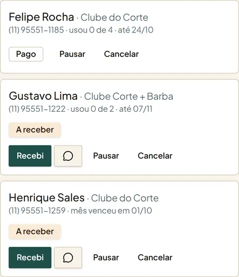 Lista de assinantes do clube com o botão de cobrar pelo WhatsApp para quem está a receber