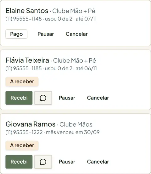 Lista de assinantes do clube do estúdio com o botão de cobrar pelo WhatsApp para quem está a receber